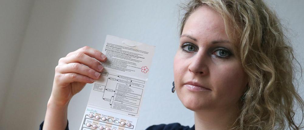 Felicitas Rohrer klagt gegen Bayer wegen angeblicher Nebenwirkungen der Verhütungspille. Sie will 200.000 Euro Schadensersatz.