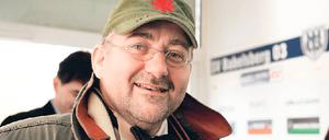 Fußballfan. Rainer Speer (SPD) ist seit November 2009 Innenminister des Landes Brandenburg, zuvor war er von 2004 bis 2009 Finanzminister. Der 51-Jährige ist verheiratet, hat zwei Kinder, lebt in Potsdam – und ist Präsident von Babelsberg 03.