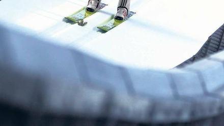 Vor dem Sprung. Skispringer Severin Freund ist die fast einzige deutsche Medaillenhoffnung bei der WM. 