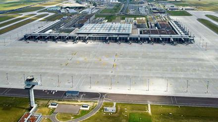 Eigentlich sollte hier schon längst geflogen werden: Der Flughafen BER in Schönefeld.