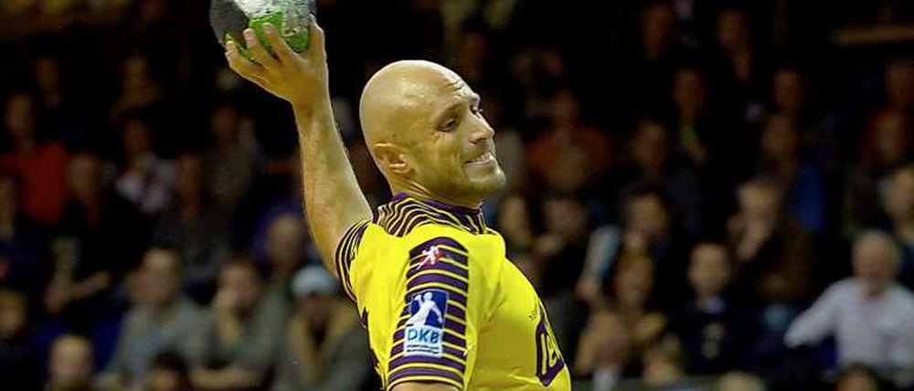 Konstantin Igropulo, 27, trifft mit den Füchsen in der Champions League auf seinen Ex-Klub Barcelona.