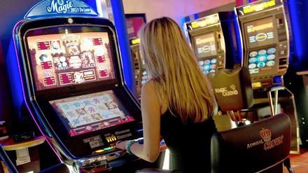 Das Verwaltungsgericht Berlin hat die Verfassungsmäßigkeit des Spielhallengesetzes bestätigt.