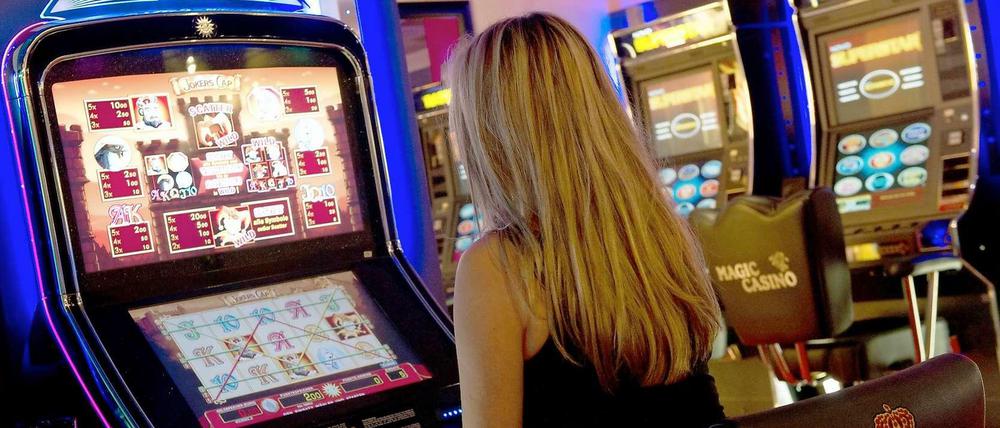 Das Verwaltungsgericht Berlin hat die Verfassungsmäßigkeit des Spielhallengesetzes bestätigt.