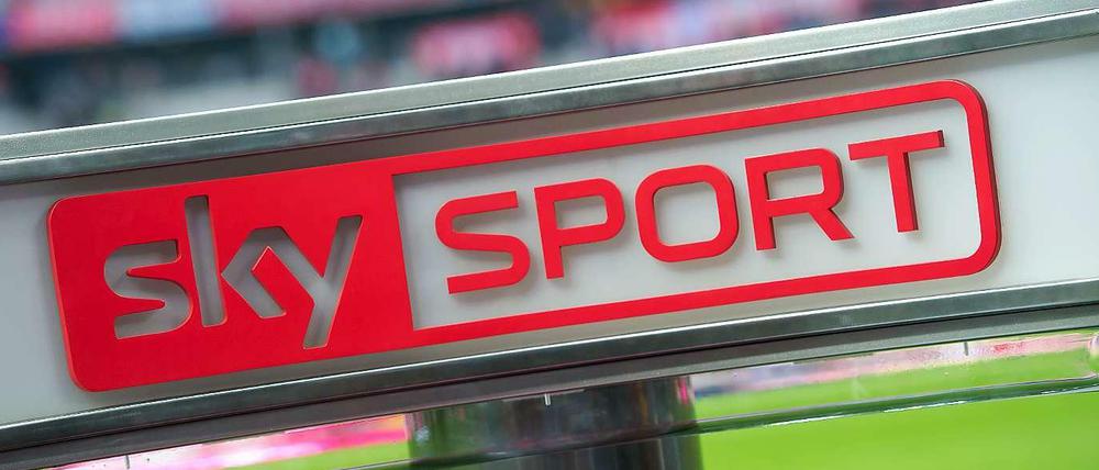 Sky Deutschland soll 2013 zurück in die Gewinnzone. Das ist sicher ein Mitgrund für die Preiserhöhung bei den Fußballlizenzen, von der jetzt viele Wirte betroffen sind.