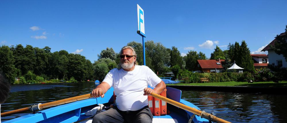 Menschlicher Motor: Ronald Kebelmann war in den vergangenen zehn Jahren der Fährmann der "F 24".