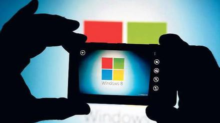 Das mobile Internet im Visier: Microsoft liefert künftig nicht nur Betriebssysteme, sondern die Smartphones gleich dazu. 