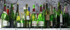 In drei Bezirken gibt es keine Glascontainer mehr. Wer seine Flaschen wegbringen will, muss zu den großen Behältern an der Straße gehen.