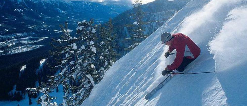 Tiefschwarz. Mit einem „Double Black Diamond“ ist der Hang unter dem Polar Peak bei Fernie markiert. Selbst Könner genießen hier weniger die tolle Aussicht.