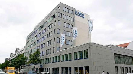 Die Ideal-Versicherung will die Bestände mehrerer Sterbekassen übernehmen.