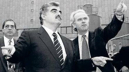 Vorzeigeobjekt Baustelle. Volker Hassemer machte das unfertige Berlin zur Schaustelle: 1997 mit Eberhard Diepgen und Rita Süssmuth zum Auftakt von 1300 Touren durch Ministerien und Bundesbauten oder 1995 mit dem libanesischen Ministerpräsidenten Rafik Hariri am Großprojekt Potsdamer Platz.