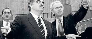 Vorzeigeobjekt Baustelle. Volker Hassemer machte das unfertige Berlin zur Schaustelle: 1997 mit Eberhard Diepgen und Rita Süssmuth zum Auftakt von 1300 Touren durch Ministerien und Bundesbauten oder 1995 mit dem libanesischen Ministerpräsidenten Rafik Hariri am Großprojekt Potsdamer Platz.