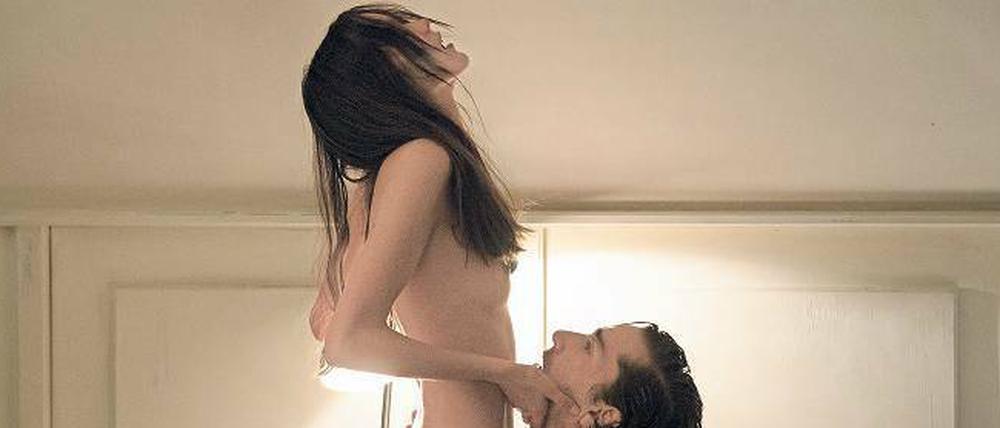 Charlotte Gainsbourg ist Joe, sie verteidigt im Film ihre Nymphomanie. Ihr einziger Freund ist Jerôme, gespielt von Shia LaBeouf. 