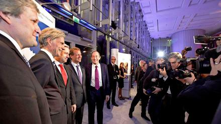 Kumpane. Stephan Schwarz, Klaus Wowereit, Eric Schweitzer und Jan Eder kommen bestens miteinander aus. 