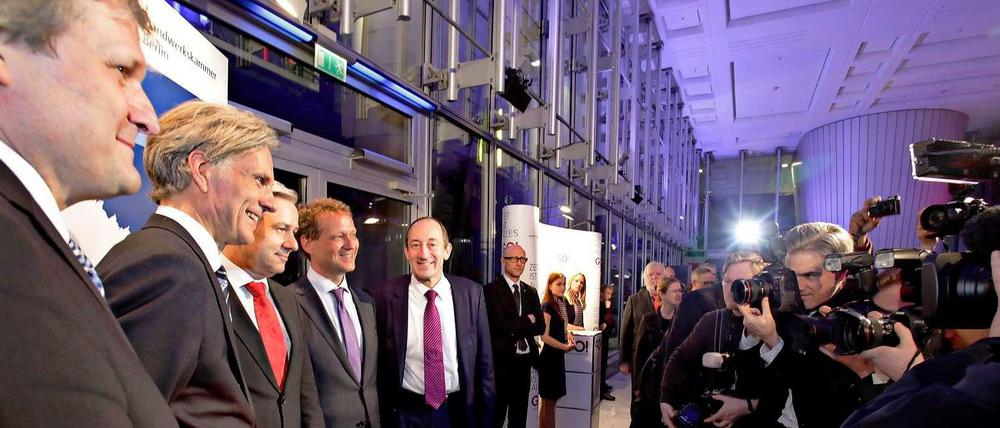 Kumpane. Stephan Schwarz, Klaus Wowereit, Eric Schweitzer und Jan Eder kommen bestens miteinander aus. 