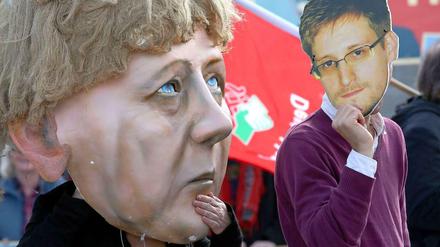 Demonstration für Edward Snowden in Berlin.