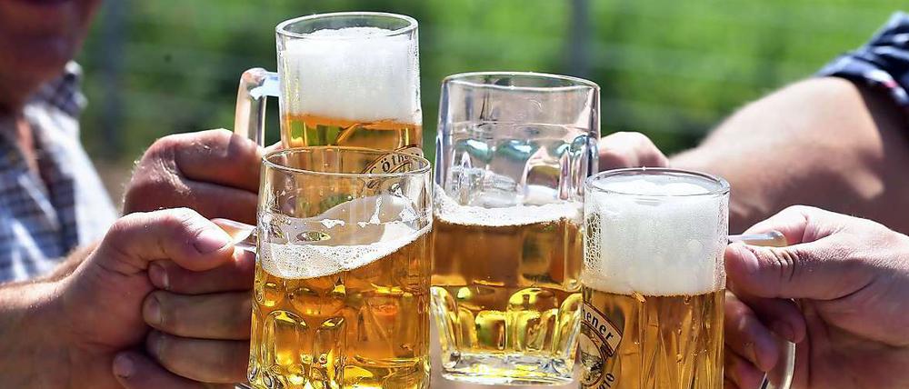 Das Auto sollte man nach dem Biergenuss tunlichst stehen lassen.