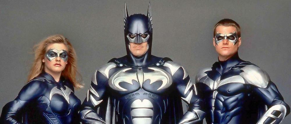 Kommen sie auch mal nach Macau? Batgirl (Alicia Silverstone), Batman (George Clooney) und Robin (Chris O'Donnell, von links) aus dem Kinofilm "Batman und Robin". Die chinesische Stadt Macau ist auf dem besten Wege, das Las Vegas von Asien zu werden. 