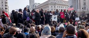Zehntausende versammelten sich alleine in der US-Hauptstadt Washington, um gegen Polizeigewalt zu demonstrieren.