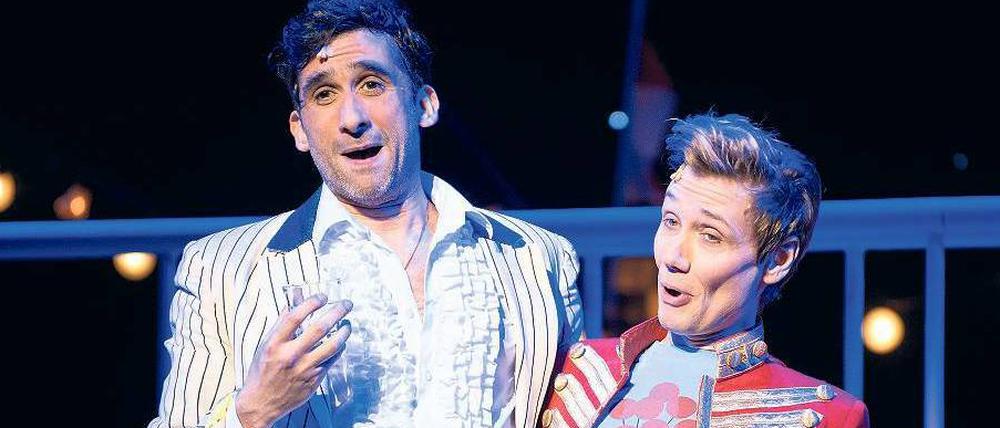Das Udo-Duo. Bis Ende September läuft das Musical "Ich war noch niemals in New York" im Theater des Westens.