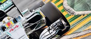 Von einem anderen Stern. Mercedes und Lewis Hamilton fuhren in Melbourne der Konkurrenz davon. 