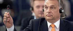Wiktor Orban provoziert die EU immer wieder - diesmal mit Äußerungen über Flüchtlinge und die Todesstrafe.