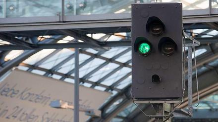 Freie Fahrt, ab heute Abend auch wieder für die S-Bahn und den Bahnverkehr in Berlin.
