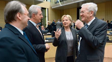 Die Ministerpräsidenten Reiner Haseloff (Sachsen-Anhalt), Stanislaw Tillich (Sachsen), Hannelore Kraft (Nordrhein-Westfalen), Winfried Kretschmann (Baden-Württemberg).
