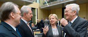 Die Ministerpräsidenten Reiner Haseloff (Sachsen-Anhalt), Stanislaw Tillich (Sachsen), Hannelore Kraft (Nordrhein-Westfalen), Winfried Kretschmann (Baden-Württemberg).
