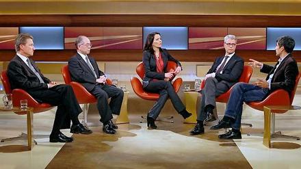 Im Gespräch: Wolfgang Huber (v.l.n.r.), Takahiro Shinyo, Anne Will, Norbert Röttgen, Ranga Yogeshwar.
