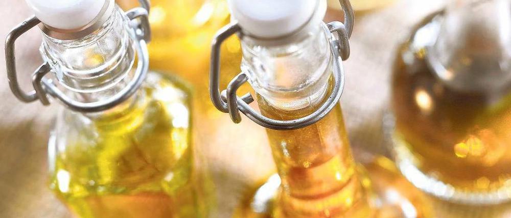 Bekömmlicher Genuss. Speiseöl gilt als eine Grundlage gesunder Ernährung – aber nicht jedes hat die gleiche Wirkung. Foto: p-a/dpa