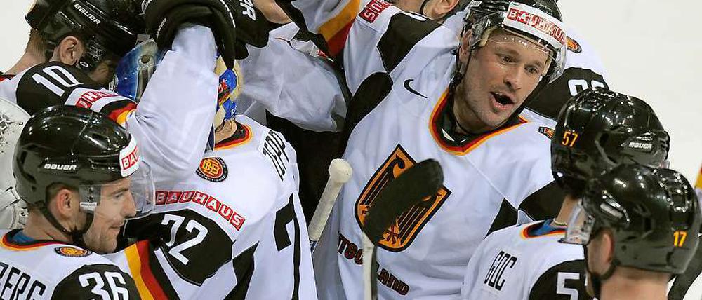 Am 10. Mai greift das Team von Bundestrainer Pat Cortina bei der Weltmeisterschaft ins Geschehen ein.