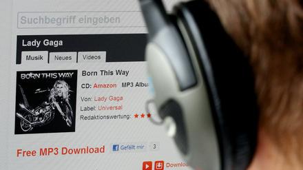 Eltern sollten ihren minderjährigen Kindern genau erklären, welche Downloads erlaubt sind - und welche nicht.