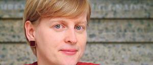 Fußball überwindet Grenzen. Moderatorin Ulrike Scheffer.