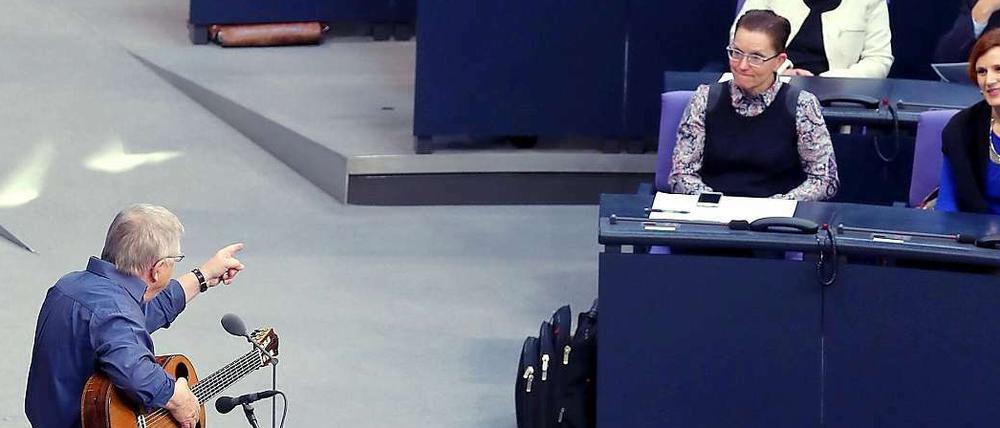 Im Zwiegespräch mit der Linken-Fraktion im Bundestag: Wolf Biermann.