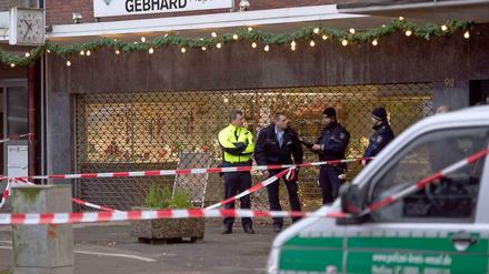 Ein Juwelier in Moers hat bei einem Überfall einen der mutmaßlichen Täter erschossen