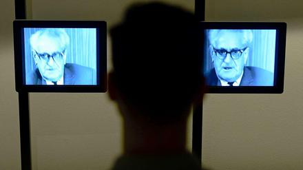 Fritz Bauer im Interview bei der Ausstellung "Fritz Bauer. Der Staatsanwalt. NS-Verbrechen vor Gericht".
