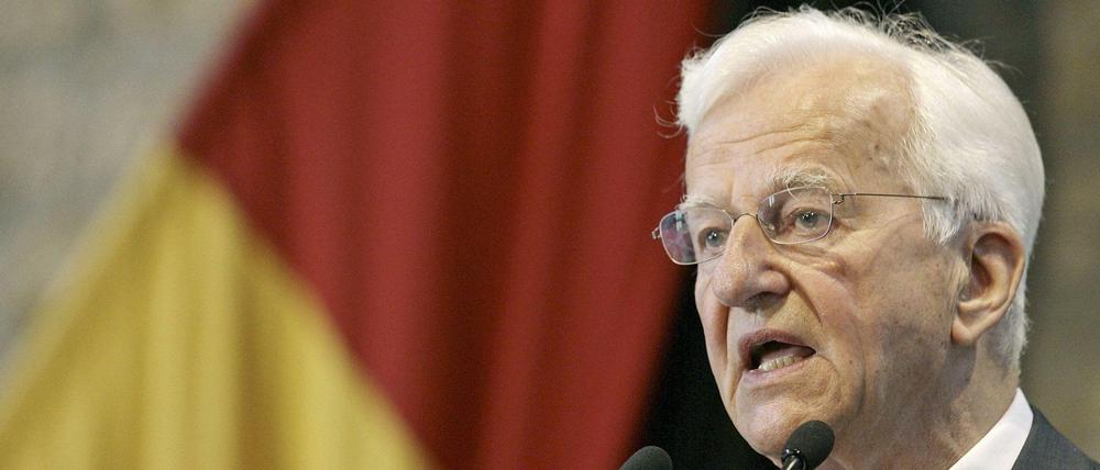 Richard von Weizsäcker bei einer Rede im Jahr 2007
