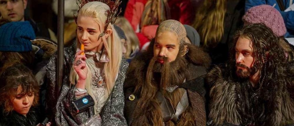 Abgedreht. Der letzte Teil der Hobbit-Trilogie kommt in die Kinos. Fans bei der Premiere in Berlin.