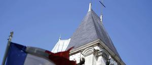 Die Kirche Saint-Cyr und Saint-Julitte in Villejuif, einem Vorort von Paris, soll Ziel des Anschlags gewesen sein. 