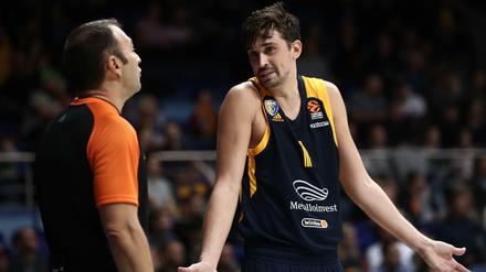Nur ein Schulterzucken: Alexey Shved (rechts) ist Russlands größter Basketballstar.