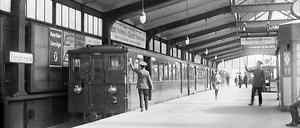 Die historische Halle des Gleisdreieck-Bahnhofs.
