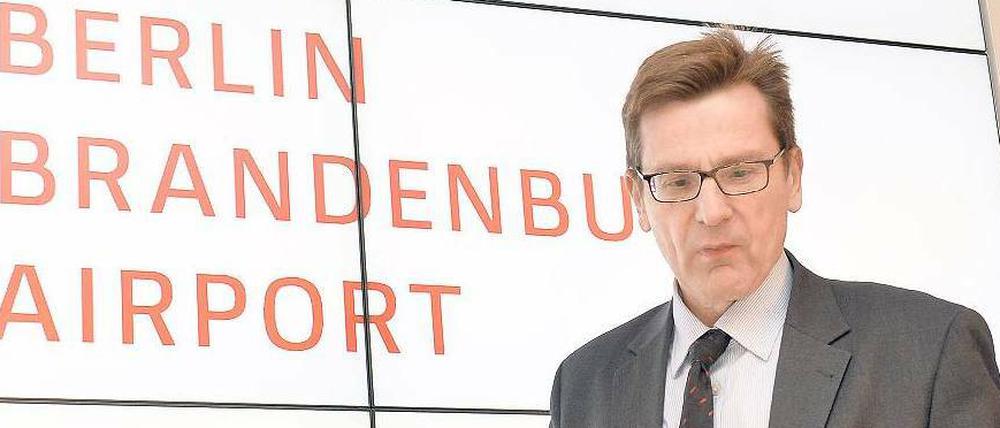 Karsten Mühlenfeld, hier ein Archivbild, hatte am Montag seinen ersten Arbeitstag als Flughafenchef.
