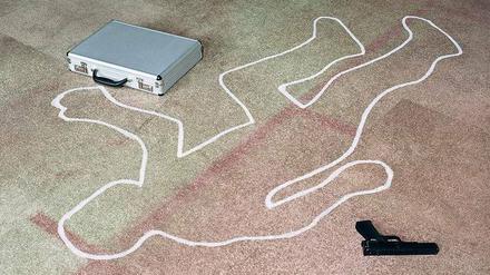 Der Mörder war wieder der... Die Fahndung nach dem Täter lockt Abend für Abend Millionen Zuschauer vor den Bildschirm.