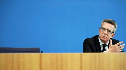 Der Innenminister fordert einen besseren Informationsaustausch zwischen den Sicherheitsbehörden.