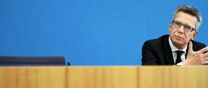 Der Innenminister fordert einen besseren Informationsaustausch zwischen den Sicherheitsbehörden.