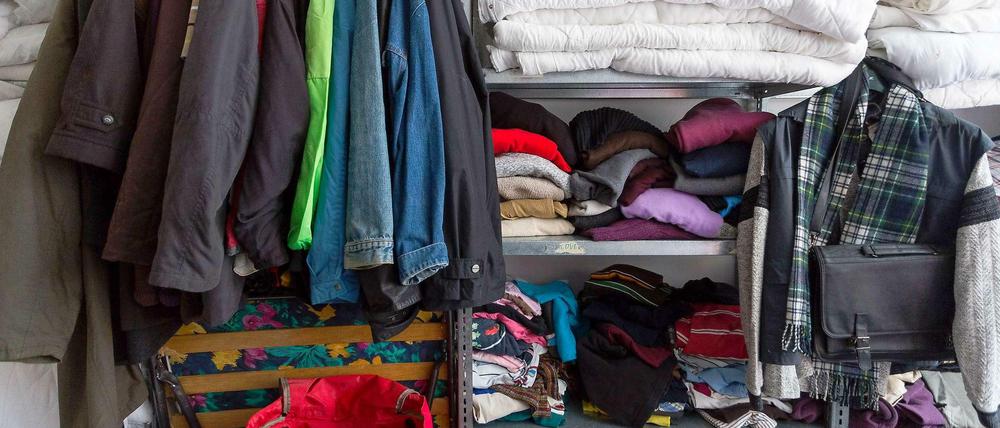 Notversorgung: Die Kleiderkammer in der Unterkunft in der Franklinstraße 27a.