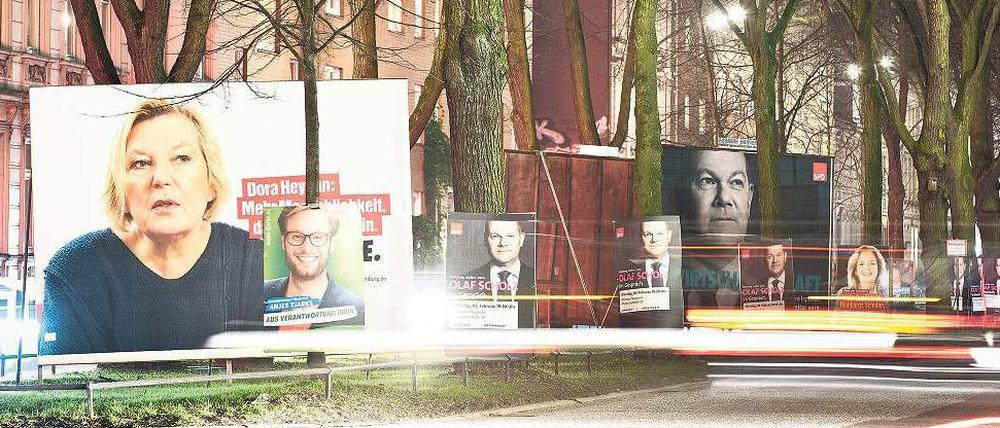 Olaf Scholz von der SPD wird weiterhin in Hamburg als Erster Bürgermeister regieren.