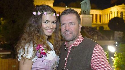 Lothar Matthäus mit der russischen Soziologin Anastasia.