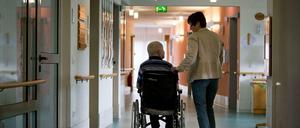 Der "Pflege-Tüv" fällt bei Gesundheitsexperten selbst durch.