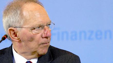 Finanzminister Wolfgang Schäuble spart ein paar Milliarden Euro bei der Neuverschuldung ein.